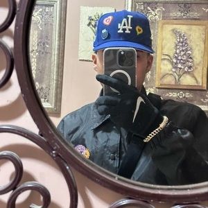 Meet your Posher, Alan